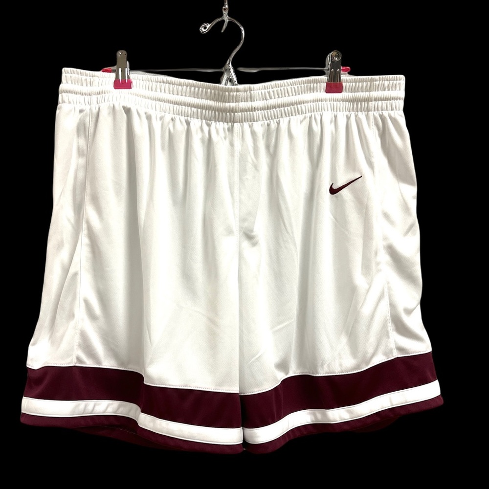 NWT Nike Women's Shorts Dri-Fit  White/Wine Basketball 932198-115 Plus Sz 3XL